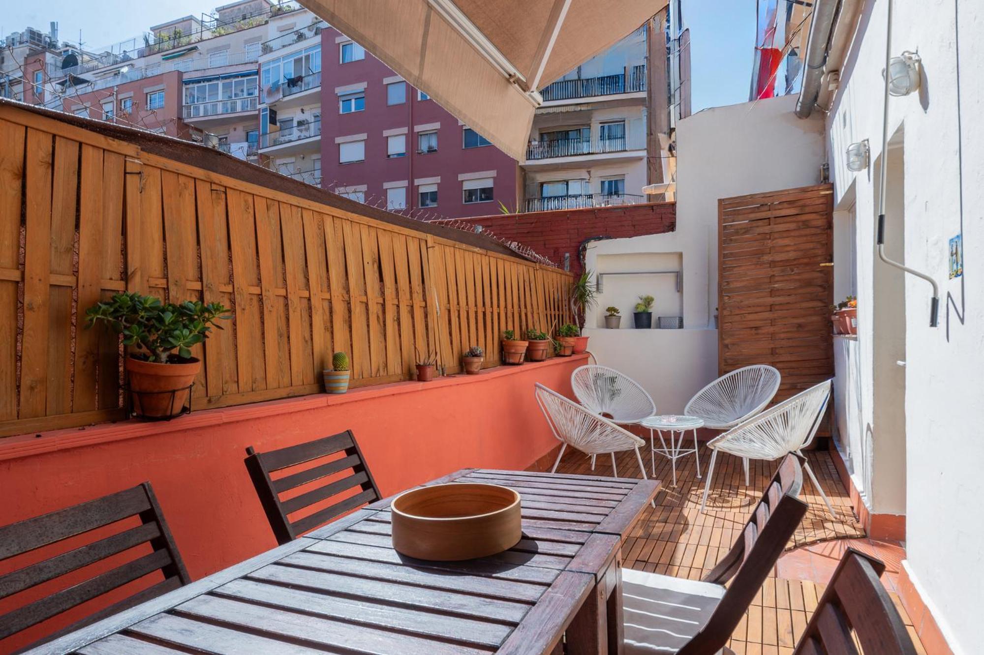 Spacious & Sunny Apt With Terrace In The City Center บาร์เซโลนา ภายนอก รูปภาพ