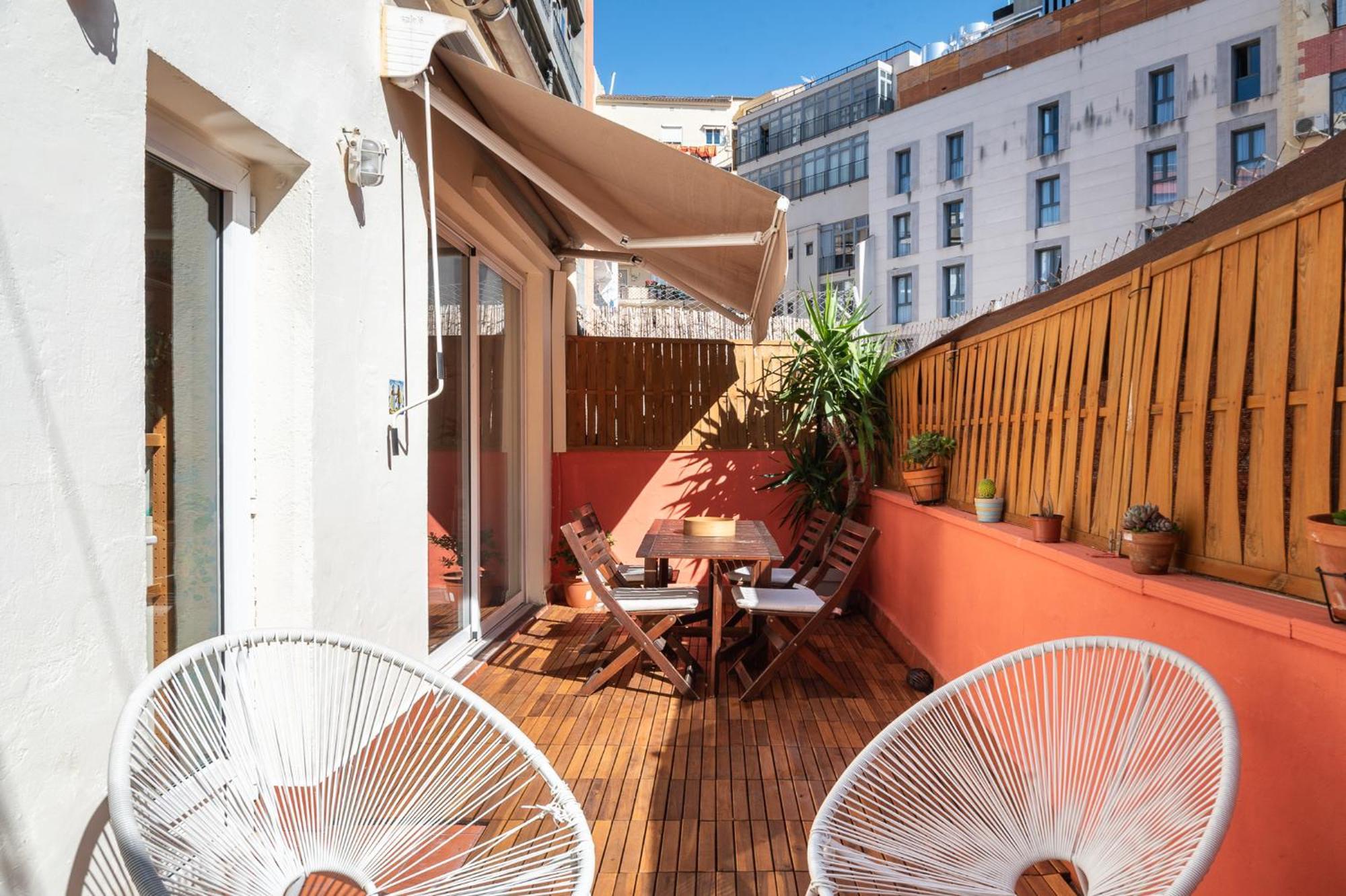 Spacious & Sunny Apt With Terrace In The City Center บาร์เซโลนา ภายนอก รูปภาพ