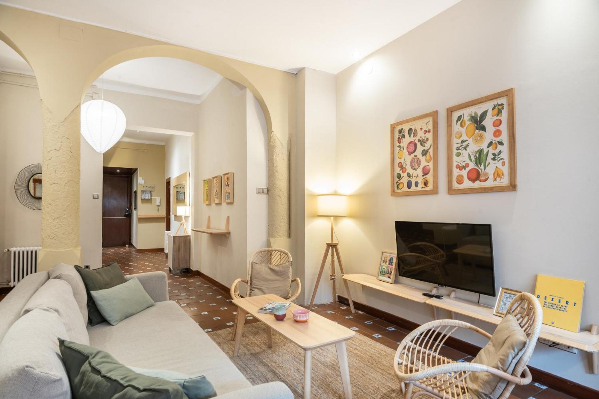 Spacious & Sunny Apt With Terrace In The City Center บาร์เซโลนา ภายนอก รูปภาพ